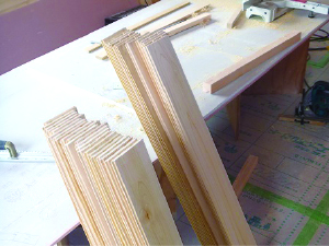 板材を加工する